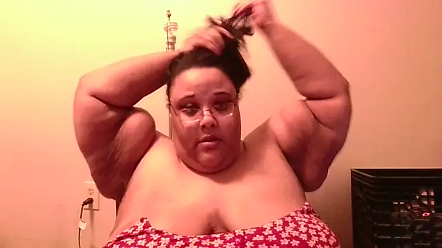 SexyBBW10790 online show from November 9, 3:16 am