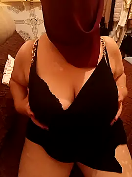 Snapshot of mayakhalyfaa chatting on September 24, 10:57 pm mayakhalyfaa online show from September 24, 10:57 pm