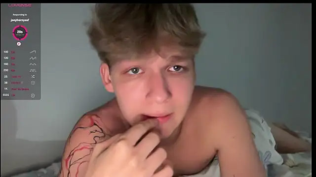 walter cute online show from March 10, 5:18 pm