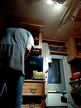 ShawnandDani7074 online show from January 15, 6:51 am