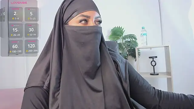 yasmin elite online show from January 7, 10:07 am