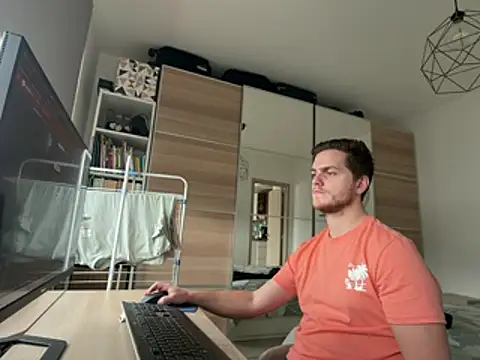 syl01 online show from January 16, 2:10 pm