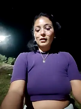 Lily-o online show from December 17, 3:23 am