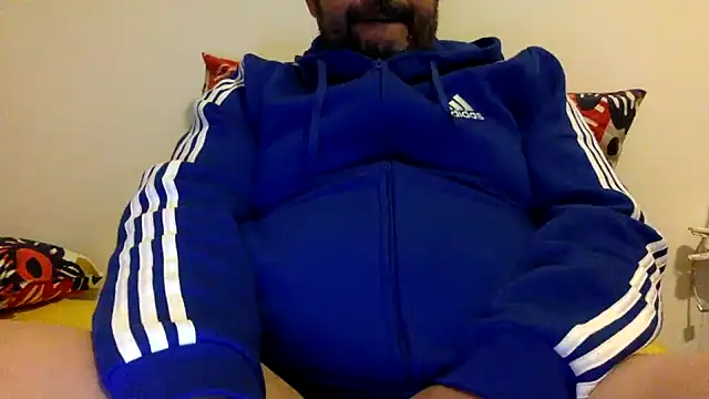 Snapshot of steve669_hot chatting on October 23, 7:56 pm steve669 hot online show from October 23, 7:56 pm