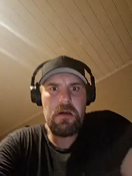 Snapshot of Bamse28 chatting on September 20, 8:43 pm Bamse28 online show from September 20, 8:43 pm