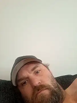 Snapshot of Bamse28 chatting on September 28, 2:33 pm Bamse28 online show from September 28, 2:33 pm