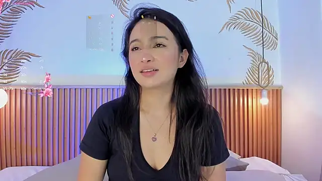 Valleriie  online show from January 17, 6:00 pm