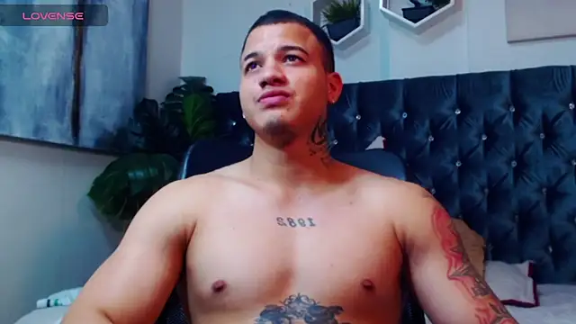 rocoo santos online show from October 8, 2:20 am