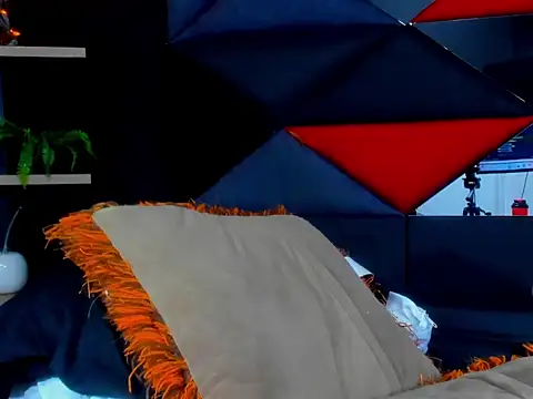 rocoo santos online show from March 12, 8:20 am