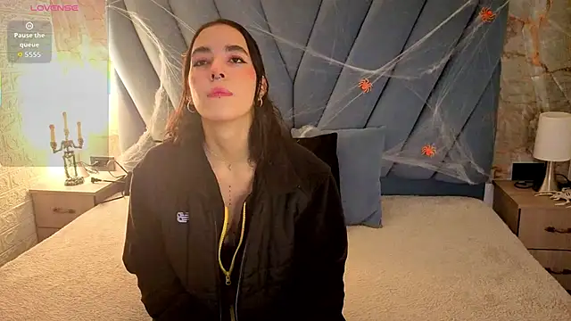 violett  golden online show from October 14, 11:22 am