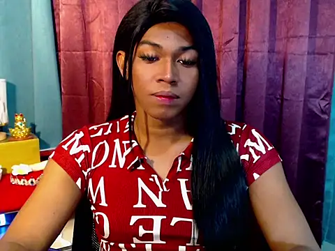 Snapshot of Milagrosa_xx chatting on May 28, 10:12 am Milagrosa xx online show from May 28, 10:12 am