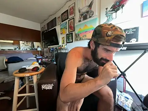 Snapshot of Pupscritch chatting on September 22, 3:47 pm Pupscritch online show from September 22, 3:47 pm