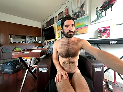 Snapshot of Pupscritch chatting on October 7, 5:21 pm Pupscritch online show from October 7, 5:21 pm
