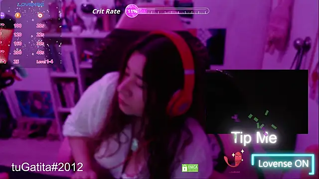 Pink girl0n online show from October 9, 9:13 pm