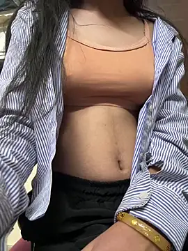 Snapshot of modelnishu chatting on March 1, 5:48 pm modelnishu online show from March 1, 5:48 pm