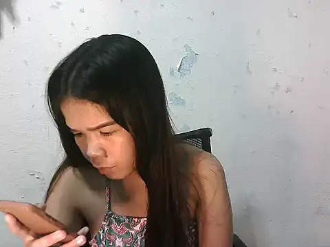 Snapshot of flawless_yue chatting on April 18, 7:58 pm flawless yue online show from April 18, 7:58 pm