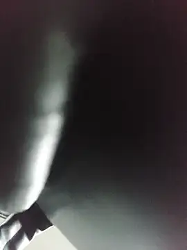 Reina Cummings online show from January 16, 6:28 am