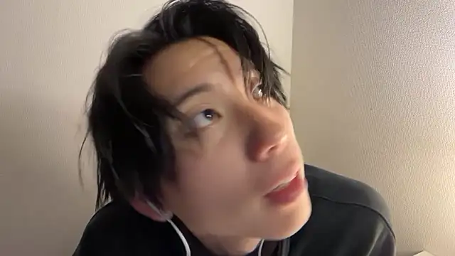 Snapshot of ChocoTime chatting on March 1, 2:41 pm ChocoTime online show from March 1, 2:41 pm