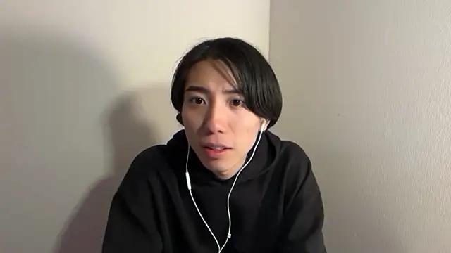 Snapshot of ChocoTime chatting on March 8, 6:55 pm ChocoTime online show from March 8, 6:55 pm