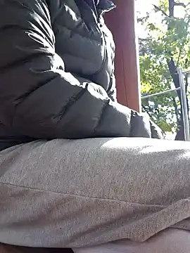 starvingo2002 online show from November 2, 4:04 am