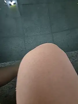 starvingo2002 online show from November 15, 3:37 am