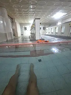 starvingo2002 online show from January 16, 1:42 am