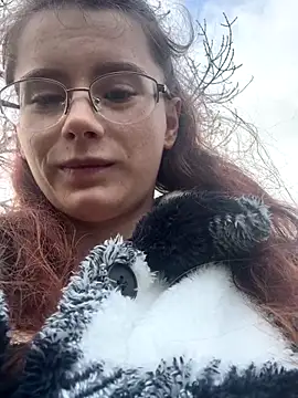 raen001 online show from November 3, 8:48 am