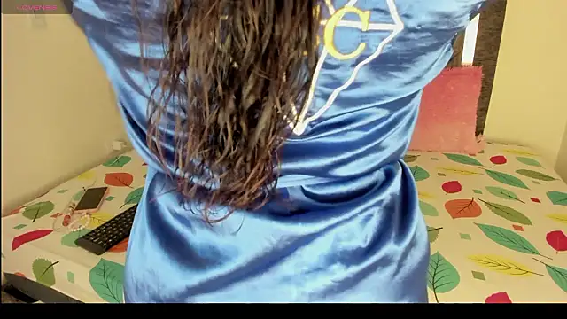 Laurasofia01 online show from March 19, 3:32 am