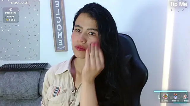 luna starr69 online show from October 23, 12:59 pm