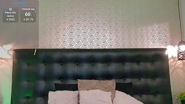 Sharonevanss  online show from January 8, 8:11 pm