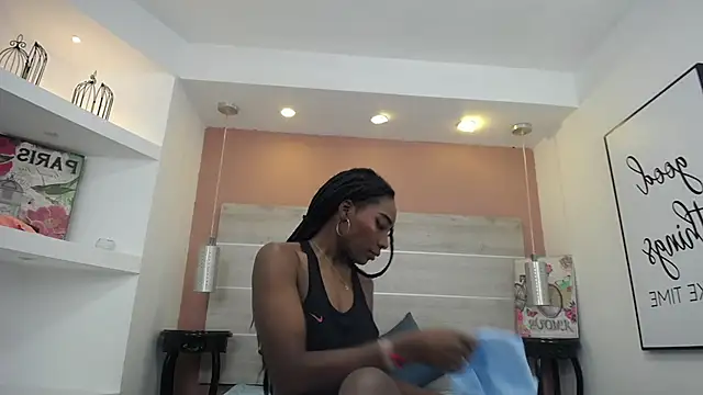 AlexandraCambell online show from November 25, 12:05 pm