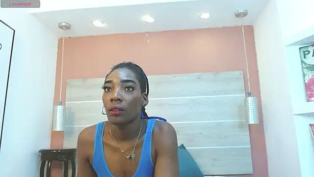 Snapshot of AlexandraCambell chatting on April 25, 8:28 am AlexandraCambell online show from April 25, 8:28 am