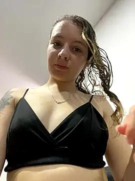 karla-thomsom10 online show from November 26, 5:36 pm