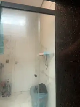 Snapshot of isashawty chatting on February 27, 1:22 pm isashawty online show from February 27, 1:22 pm