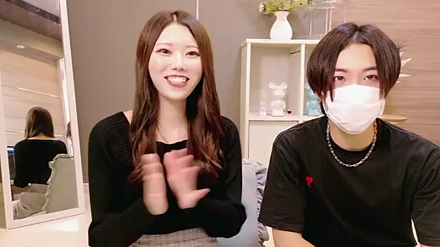 Reto-sama online show from October 8, 1:09 pm