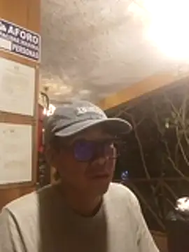 Snapshot of Marioeso chatting on July 1, 2:02 am Marioeso online show from July 1, 2:02 am