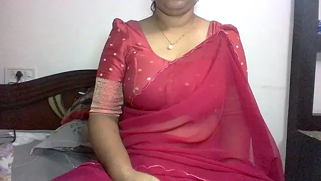 anu-anu2002 online show from May 14, 4:14 pm