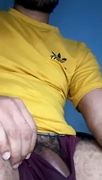 Snapshot of Bosssweet22cm chatting on May 4, 1:45 am Bosssweet22cm online show from May 4, 1:45 am
