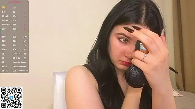 EnricaElis online show from March 13, 8:15 pm