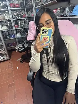 GiaDuque online show from February 25, 12:48 pm