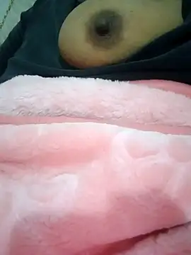 Snapshot of Simita12 chatting on February 3, 1:26 am Simita12 online show from February 3, 1:26 am