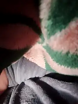 Snapshot of Simita12 chatting on February 16, 12:29 am Simita12 online show from February 16, 12:29 am