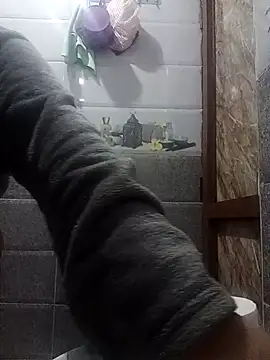 Snapshot of Simita12 chatting on February 28, 8:21 pm Simita12 online show from February 28, 8:21 pm