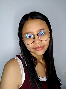 SofieLove 01 online show from February 8, 8:18 am