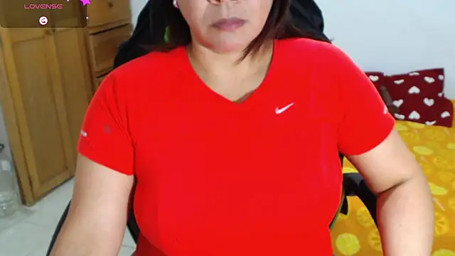 hiilarybrown online show from September 19, 12:34 am