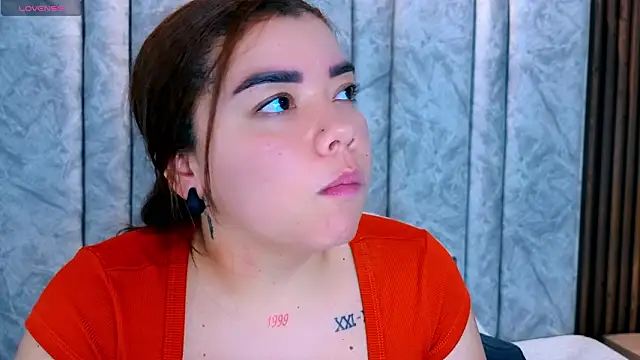 leilapons online show from February 24, 5:00 pm