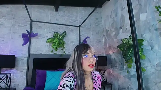 salem rose online show from September 13, 8:19 pm