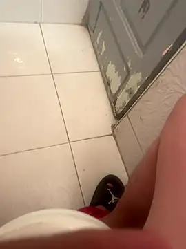 Snapshot of zackria chatting on October 10, 8:02 am zackria online show from October 10, 8:02 am