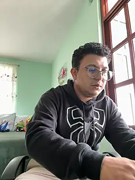 Snapshot of JaviSala chatting on July 3, 6:58 pm JaviSala online show from July 3, 6:58 pm
