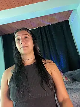 EVAH LEE  online show from April 17, 1:03 pm